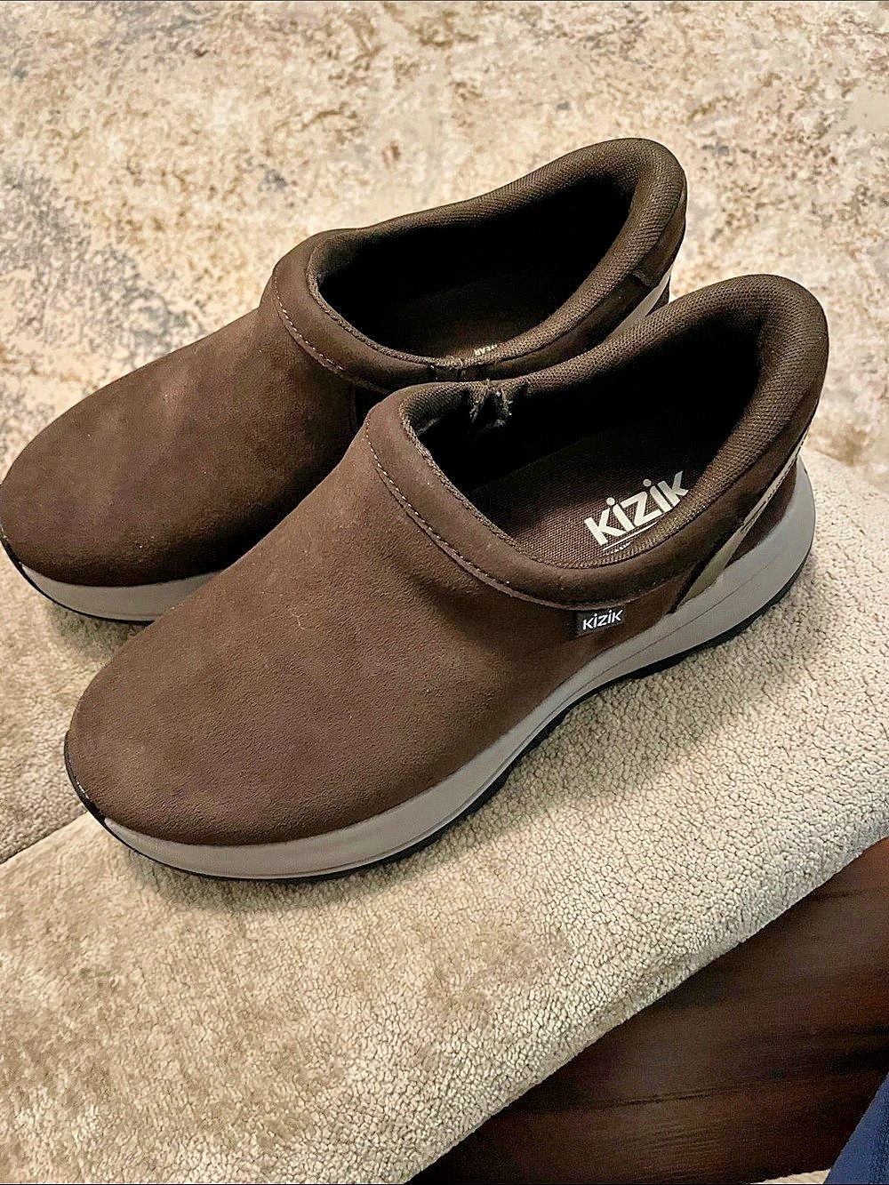 Kizik Brown Sneakers